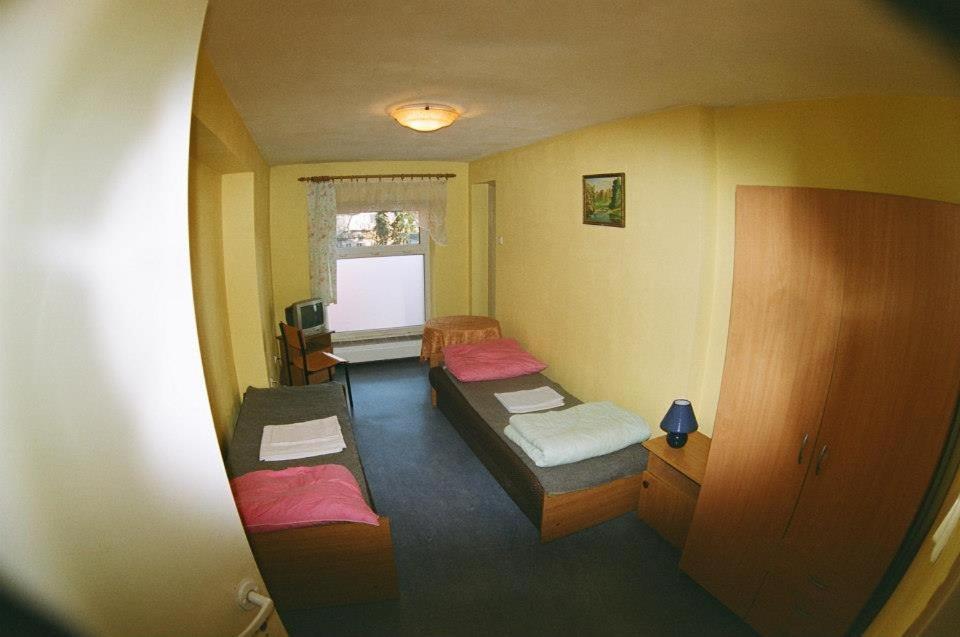 Hostel "Na Bocianowie" Bydgoszcz Ngoại thất bức ảnh