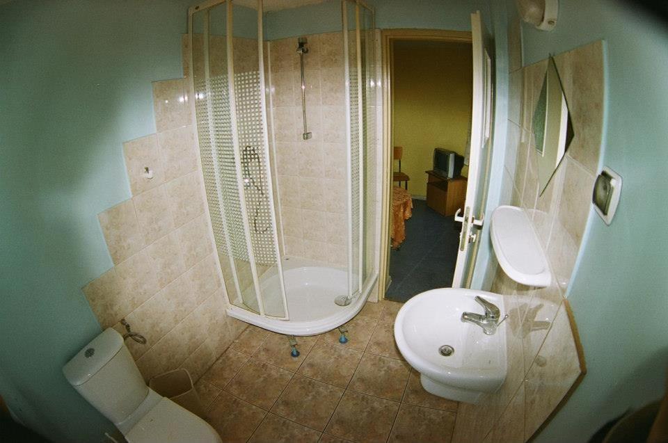 Hostel "Na Bocianowie" Bydgoszcz Ngoại thất bức ảnh