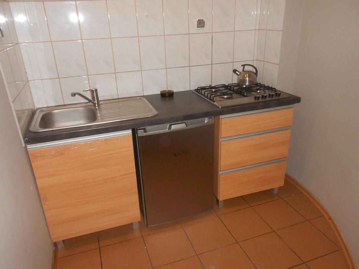 Hostel "Na Bocianowie" Bydgoszcz Ngoại thất bức ảnh