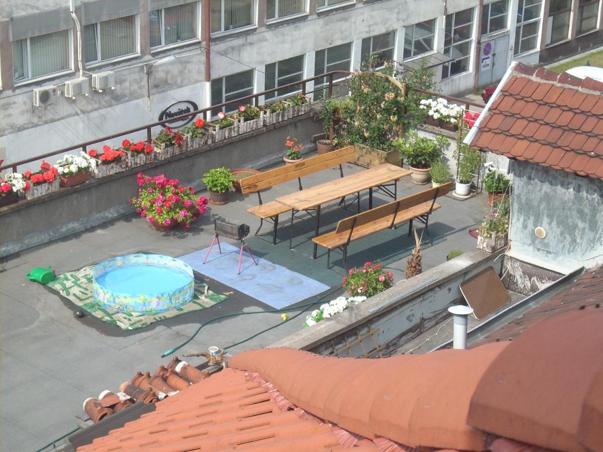Hostel "Na Bocianowie" Bydgoszcz Ngoại thất bức ảnh