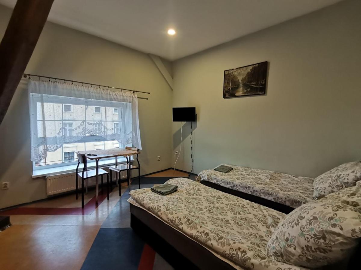Hostel "Na Bocianowie" Bydgoszcz Ngoại thất bức ảnh