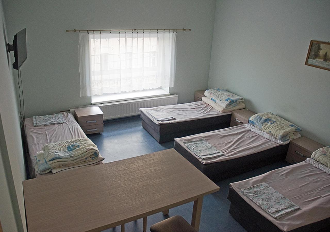 Hostel "Na Bocianowie" Bydgoszcz Ngoại thất bức ảnh