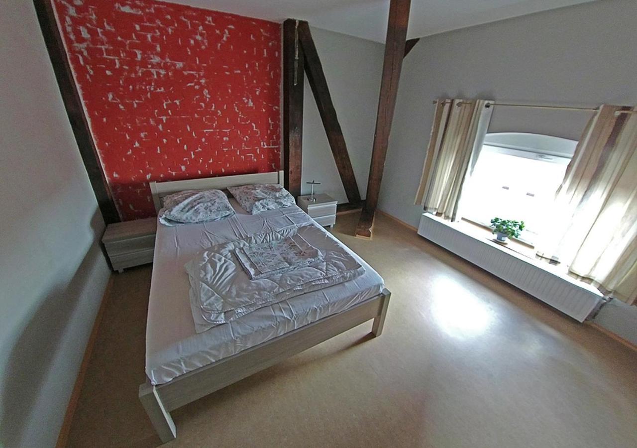 Hostel "Na Bocianowie" Bydgoszcz Ngoại thất bức ảnh